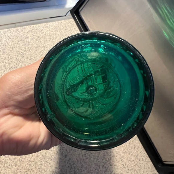 Green Starbucks tumbler 24 oz - Picture 5 of 7